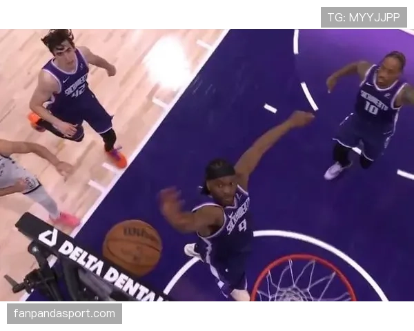 篮球干扰球判罚在国际联赛和NBA中为何不同？